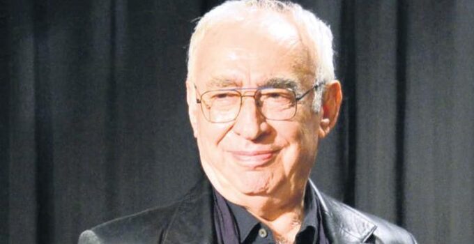 42’nci Dümbüllü ödülü Şener Şen’e