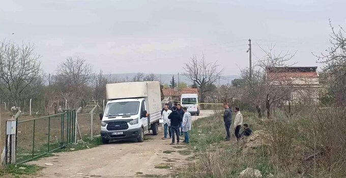 Çorum’da Arkadaşları Tarafından Kamyonette Ölü Bulundu