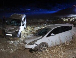 Bingöl karayolunda feci kaza: 4’ü ağır 9 yaralı