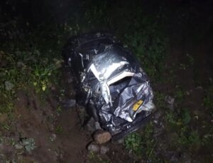 Otomobil uçuruma yuvarlandı, bir aile yok oldu