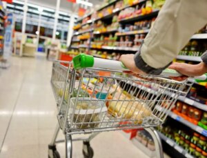 "Zincir marketlerde Cumhur Reyonu kurulacak" iddiasına yalanlama