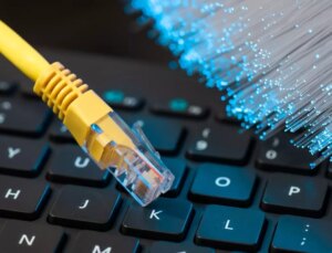 Afganistan’da internet tamamen kesildi