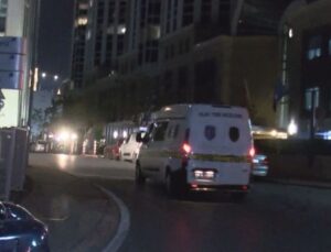 Beşiktaş’ta güvenlik görevlisinin silahı kazara ateş aldı: 2 yaralı