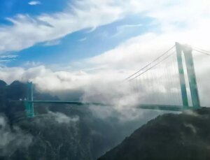 Dünyanın en yüksek köprüsü açıldı: Yolculuk süresi 2 saatten 2 dakikaya düştü