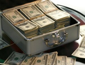 Hazine ve Maliye Bakanlığı "vergisiz döviz düzeni" iddialarını yalanladı