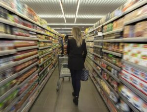 Marketler pazar günü kapanıyor mu? Bakan Bolat’tan sürpriz çıkış