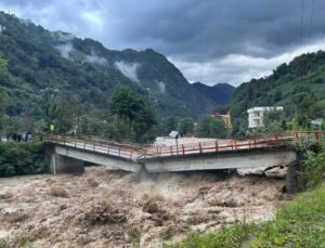 Rize’deki sel felaketinden etkilenenlere 4 milyon liralık destek
