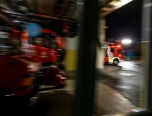 Adana’da tekstil dükkanında yangın çıktı