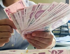 AYM’den memur ve emekliyi üzecek zam kararı