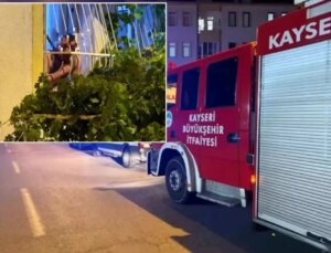 Dehşet anları! Döner bıçağını kendi boğazına dayadı