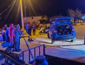 Köy meydanında 2 arkadaşını tüfekle öldüren zanlı tutuklandı