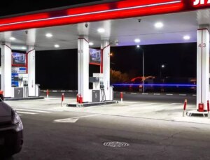 Türkiye’de 600 istasyonu bulunan akaryakıt devinin yeni sahibi belli oldu