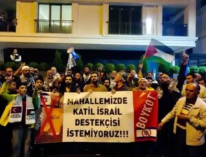 Üsküdar’da McDonald’s protestosu: Mahallemizde Yahudi sermayesi istemiyoruz