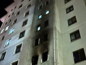 Yangında 1 kişi öldü, 14 kişi dumandan etkilendi