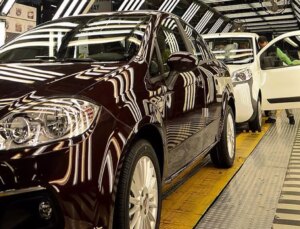 Zirve yine değişmedi! İşte Türkiye’de en çok satılan otomobiller