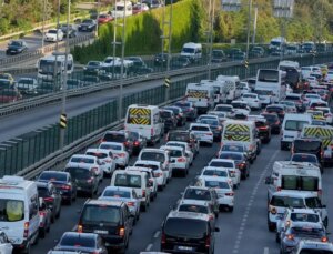 Araç sahiplerine güzel haber! Akaryakıta çifte indirim gelebilir