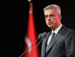 Bakan Memişoğlu’ndan canlı yayınla duygulandıran sözler! Doktorluk stajında yaşadığını anlattı