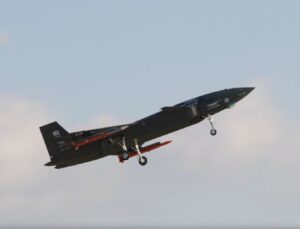 Bayraktar KIZILELMA’dan milli donanımlarla gövde gösterisi