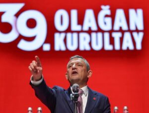 CHP Kurultayında Özel partililere sesleniyor