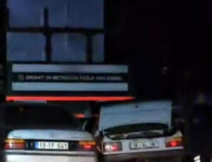 Çorum’da park halindeki vince, peş peşe iki otomobil çarptı: 1 ölü, 1 yaralı