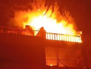 Tekirdağ’da 3 katlı binada yangın çıktı