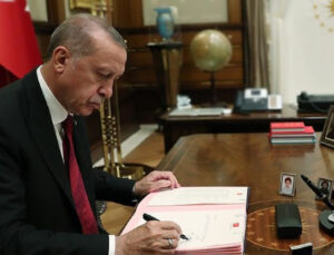 9 üniversiteye yeni rektör atandı