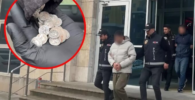 Büyük İskender portreli sikkelerle kaçarken sınırda yakalandılar