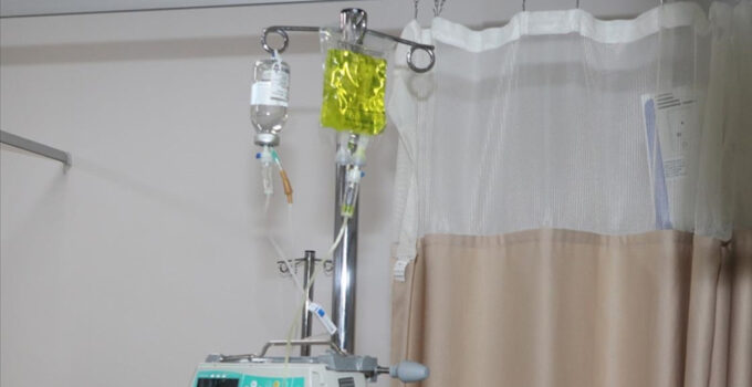 Doktor önerisi olmadan serum taktırılmamalı