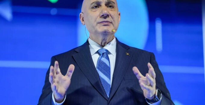 Halkbank Genel Müdürü Arslan’dan genç girişimcilere müjde: Teminatsız 1 milyon TL Gençİz kredisi