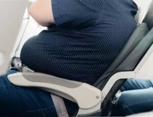 Havayolu şirketinden tartışmalı karar, kilolu yolcular iki bilet almak zorunda kalacak