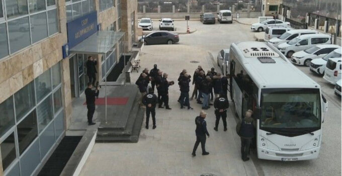 İstanbul’da DEAŞ’a darbe: 115 şüpheli yakalandı!