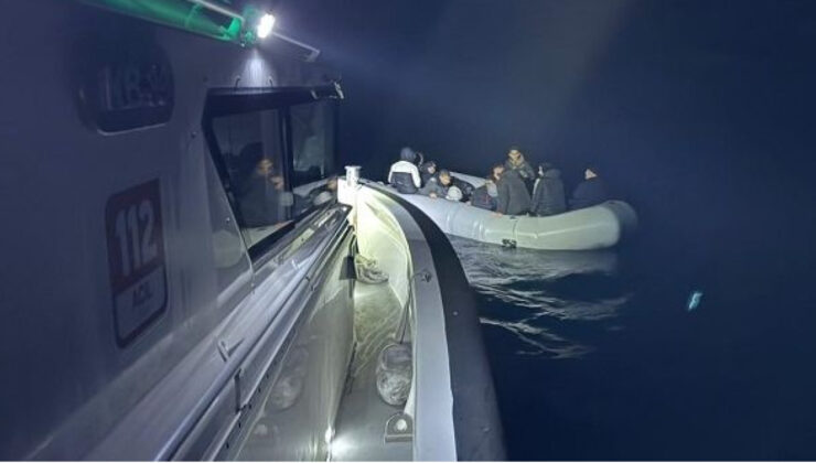 İzmir’de 58 düzensiz göçmen kurtarıldı, 62 düzensiz göçmen yakalandı