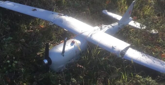 İzmit’e İHA düştü! Kamerası çalışır durumda, üzerinde kırmızı yıldız var