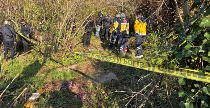 Kız arkadaşı tarafından çalılıkların arasında ölü bulundu