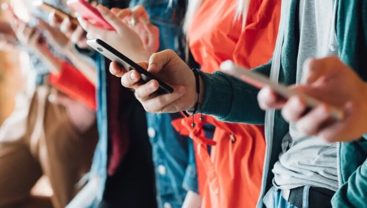 Öğrenciye ÖTV’siz akıllı telefon! Modeller belli oldu, tek bir şart var