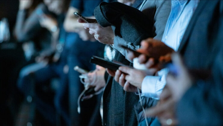 Parasosyal ilişkiler: Algı, gerçeklik ve psikolojik sonuçlar