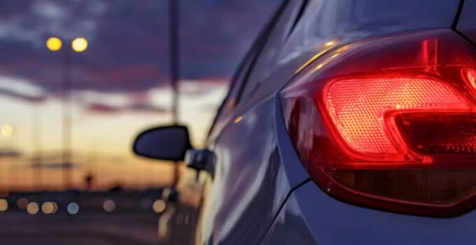 Porsche sahipleri şaşkın: Araçlar aniden kendini kilitliyor!