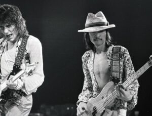 Rock dünyasının acı günü! Efsane isim 79 yaşında hayatını kaybetti