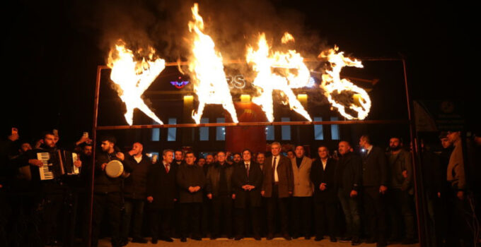 Turistik Doğu Ekspresi’ne Kars’ta coşkulu karşılama