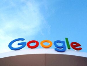 Google, AB Düzenlemelerine Uyum İçin Arama Sonuçlarında Değişikliğe Gidiyor