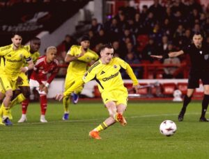 Fenerbahçe, Nottingham Forest’a Elendi: Avrupa Ligi’ne Veda