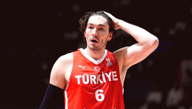 12 Dev Adam Sırbistan’ı Deplasmada Devirdi: FIBA 2027 Yolunda Liderlik Sürdü