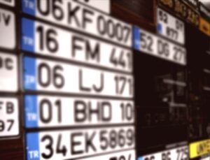 Araç Plakalarında Yeni Dönem: Yüksek Cezalar ve Hapis İstisnaları Kapıda