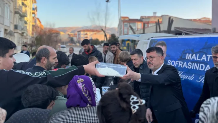 Veli Ağbaba Hidayet Mahallesi’nde Vatandaşlarla İftar Sofrasında Buluştu