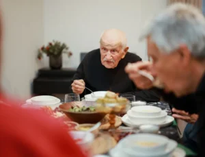 Ramazan’da Kalp Sağlığı: Oruç ve İftarın Riskleri Uzman Görüşüyle Açıklanıyor