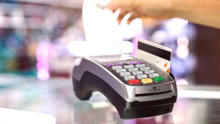 Demans Hastası Kadının Kartından Market Kasası Açığı Adı Altında 25 Bin TL Çekildiği İddiası