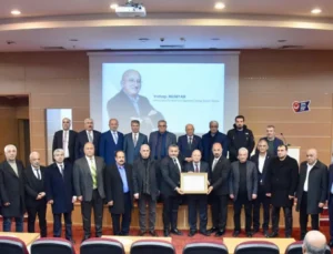 Vahap Munyar’a Malatya MTSO’dan Oy Birliğiyle Şeref Beratı