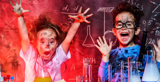 Motorola’nın Şekilden Şekle Giren Katlanabilir Telefon Patenti Ortaya Çıktı