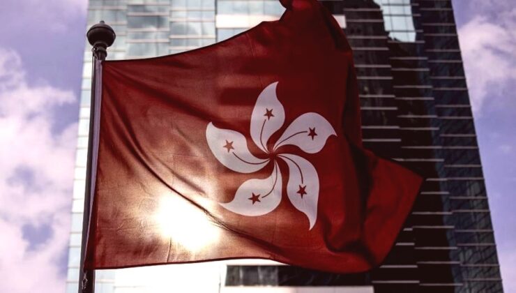 Hong Kong’da Elektronik Cihaz Şifrelerini Saklamak Suç Oldu
