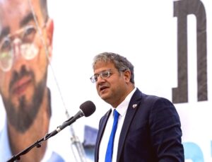 İsrail’de Ben-Gvir’e İran Füzesi Vurduğu Bölgede Tepki: “Yahudi Nazi!”